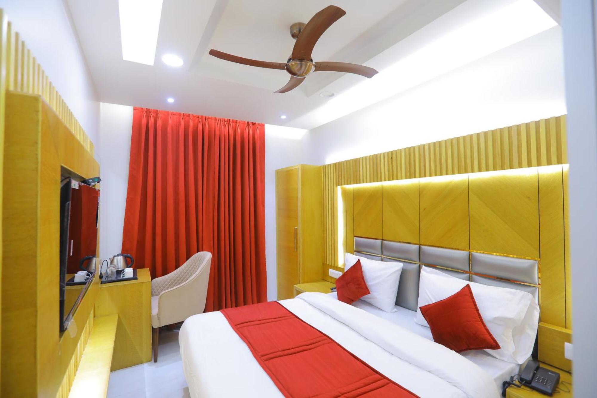 Hotel Glitz - Walk In From New Delhi Railway Station Eksteriør bilde